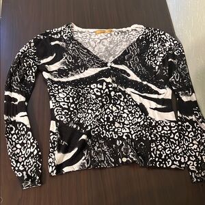 Louise FD Black and White Animal Print cardigan size M/L